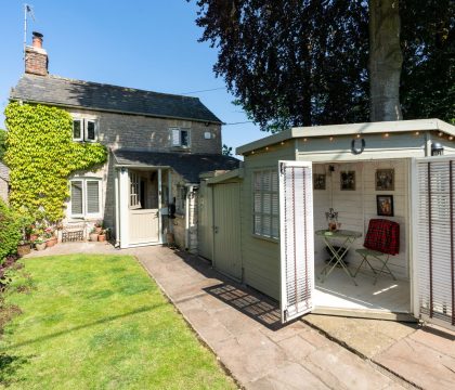 Wood Cottage - StayCotswold