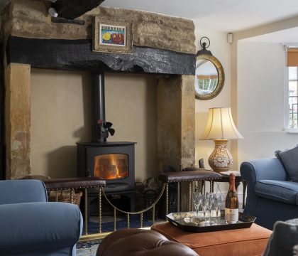 Closes Farm Cottage Sitting Area - StayCotswold