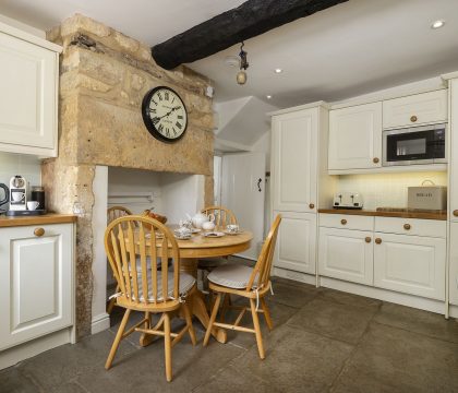 Closes Farm Cottage Kitchen/Breakfast Room - StayCotswold