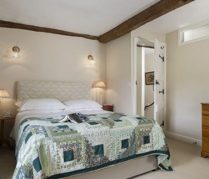 Closes Farm Cottage Bedroom 2 - StayCotswold