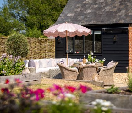 Dove Cottage Garden - StayCotswold