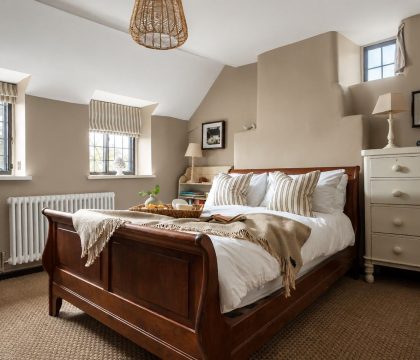 The Forge Primary Bedroom - StayCotswold