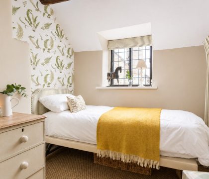 The Forge Bedroom 2 - StayCotswold