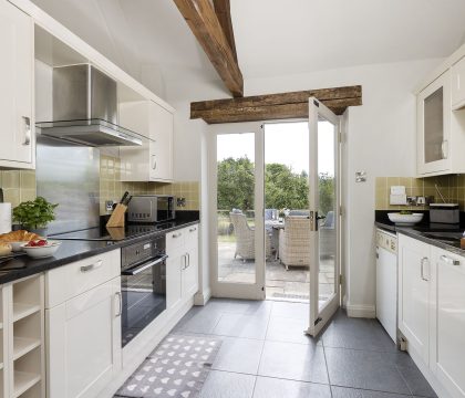 Perry Cottage Kitchen - StayCotswold