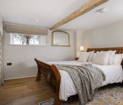 Top House Bedroom 2 - StayCotswold