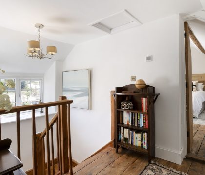 Top House Landing - StayCotswold
