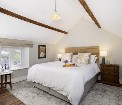 Top House Bedroom 3 - StayCotswold