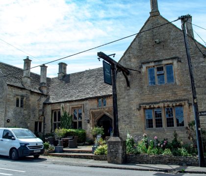 Shipton-under-Wychwood - StayCotswold