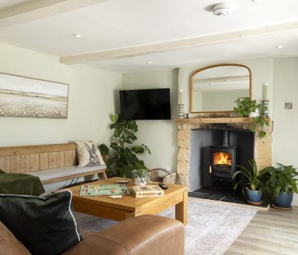The Roarings Snug - StayCotswold