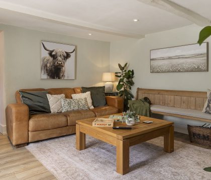 The Roarings Snug - StayCotswold