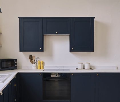 Old Methodist Chapel StayCotswold - Kitchen