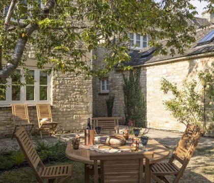 Gable Cottage - StayCotswold Garden