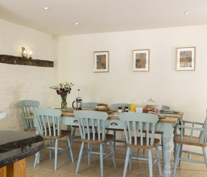Gable Cottage - StayCotswold Kitchen