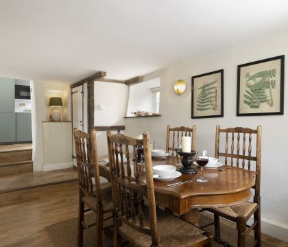 Bea's Cottage Sitting Room - StayCotswold