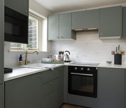 Bea's Cottage Kitchen - StayCotswold