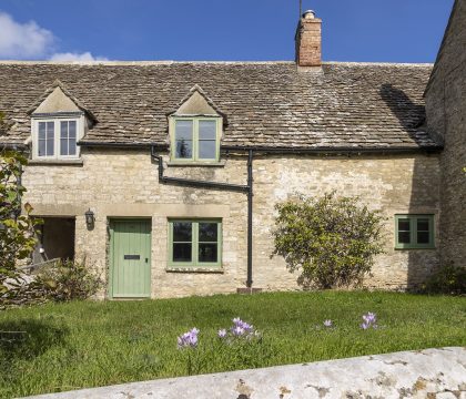 Bea's Cottage - StayCotswold