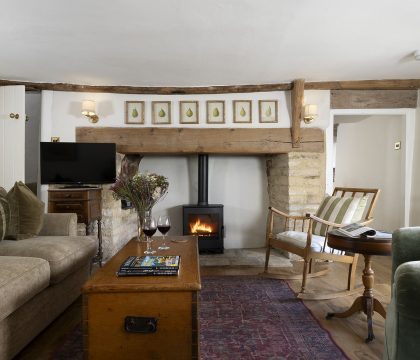 Bea's Cottage Sitting Room - StayCotswold
