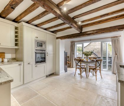 Abbots Cottage Kitchen - StayCotswold