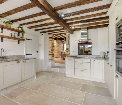 Abbots Cottage Kitchen - StayCotswold