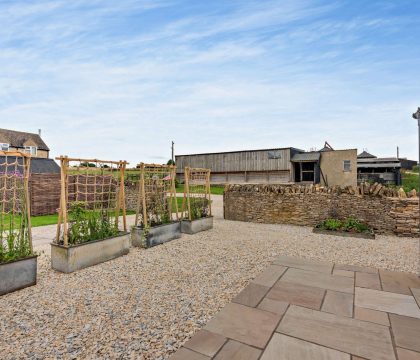 Fox Courtyard - StayCotswold