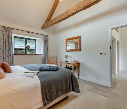 Fox Master Bedroom - StayCotswold