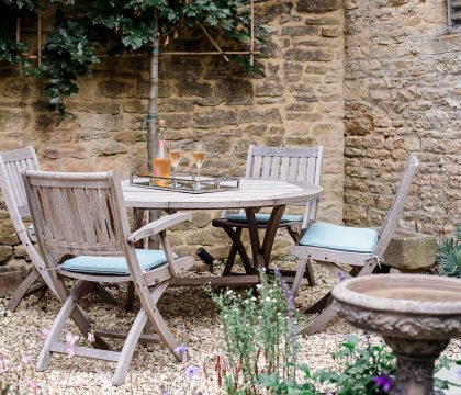 Fuschia Cottage Garden - StayCotswold
