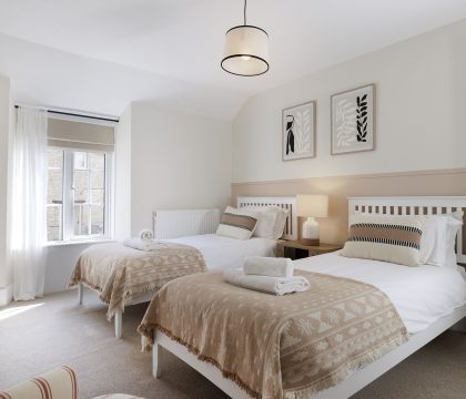 The Smithy Bedroom 2 - StayCotswold