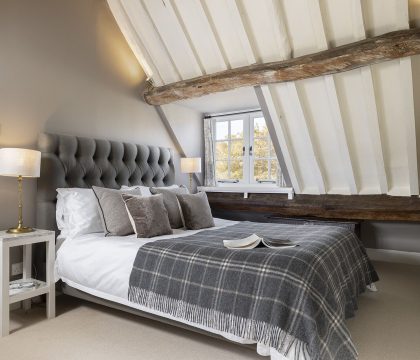 Courtyard House Primary Bedroom - StayCotswold
