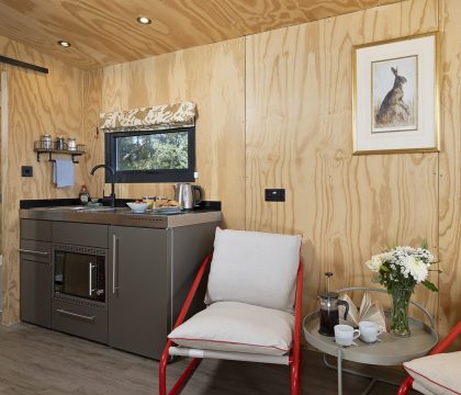 Mossy Kitchen - StayCotswold