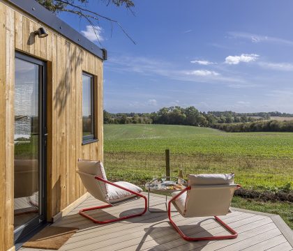 Mossy Deck - StayCotswold
