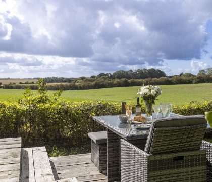 Bibury deck - StayCotswold