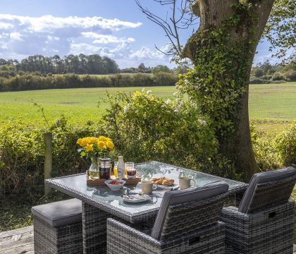 Burford deck - StayCotswold